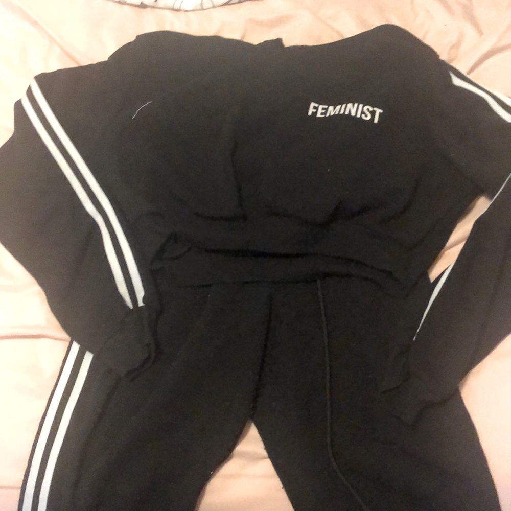 Sweat pant outfit